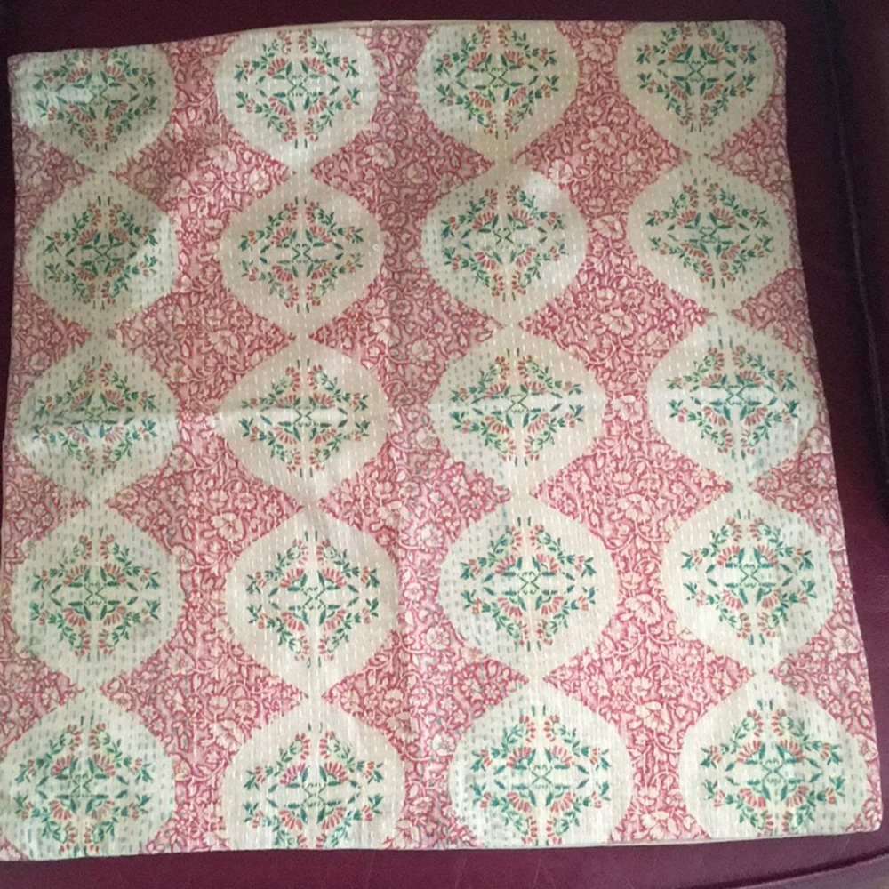 POTTERY BARN PILLOW COVER